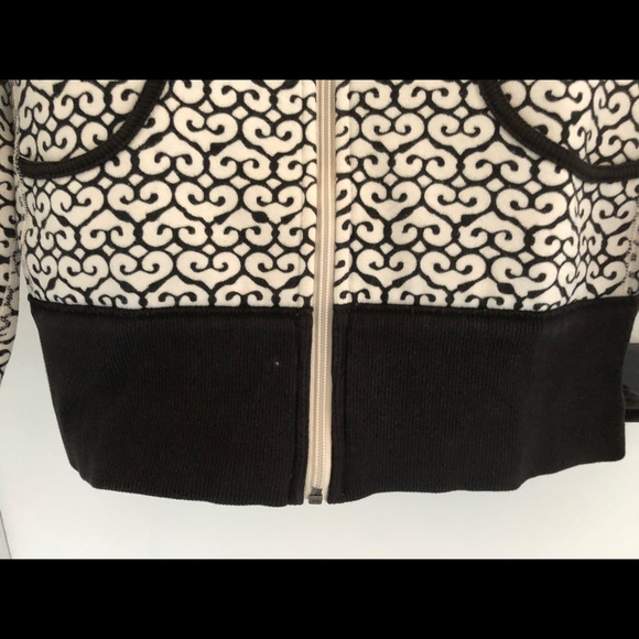 Lululemon Scuba Hoodie - Picture 4 of 6